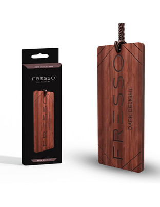 Fresso - Ξύλινο Κρεμαστό Αρωματικό Αυτοκινήτου Dark Delight - 1 τεμ. (159051/FRE)