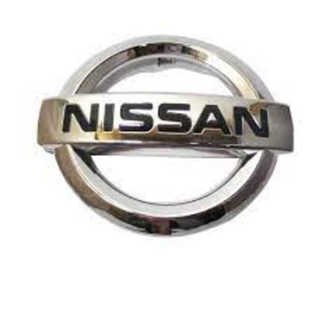 Σήμα αυτοκόλλητο πλαστικό χρωμίου 10x8,5cm  - Nissan