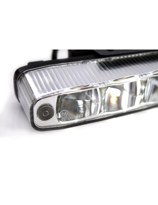 Amio – Φώτα Ημέρας DRL LED 12/24V 1000Lm για Αυξημένη Ορατότητα & Ασφάλεια σε Αυτοκίνητο & Φορτηγό – Σετ 2 Τεμ. (01522/AM)