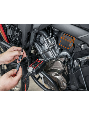 Καλώδιο Φόρτισης Κινητού Power C 90° 12/24V 30W της σειράς Optiline με USB Type C Power Delivery, Καλώδιο 180 cm, Βύσμα SAE και Ακροδέκτες, Ασφάλεια, Αδιαβροχοποίηση IPX6, συμβατό με Βάσεις Στήριξης, Θήκες ή Αντάπτορες Κινητού Optiline