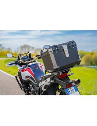 Lampa – Βαλιτσάκι Μοτοσυκλέτας T-Box 45L Μαύρο για Μεγαλύτερη Χωρητικότητα και Ασφαλή Μεταφορά Εξοπλισμού με Σύστημα Γρήγορης Απελευθέρωσης – 1 Τεμ. (9166.7-LM)