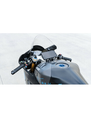 Βάση Στήριξης Κινητού Panigale της σειράς Titan Optiline για τις Βίδες στην Μίζα στο Τιμόνι Μηχανής Panigale 899, 959, V2, 1199, 1299, V4 με σύστημα Duolock, συμβατή με Θήκες ή Αντάπτορες Κινητού Optiline